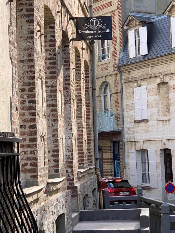 Townhouse Trouville - Appart'Hotel & Studios ภายนอก รูปภาพ