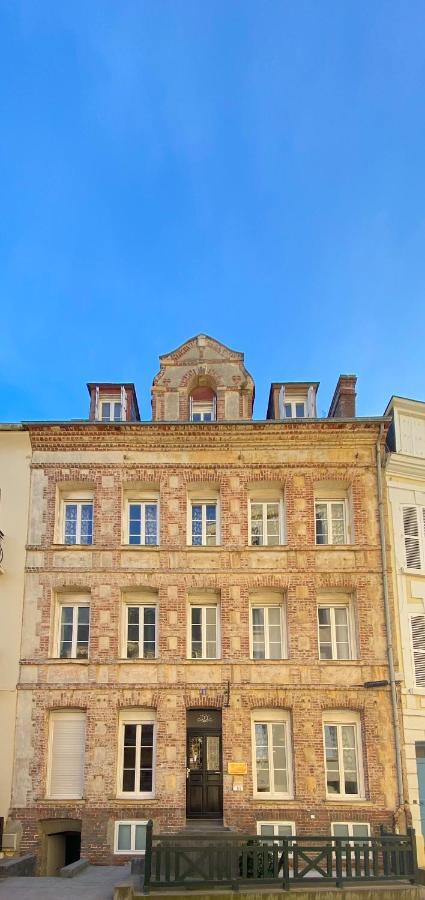 Townhouse Trouville - Appart'Hotel & Studios ภายนอก รูปภาพ